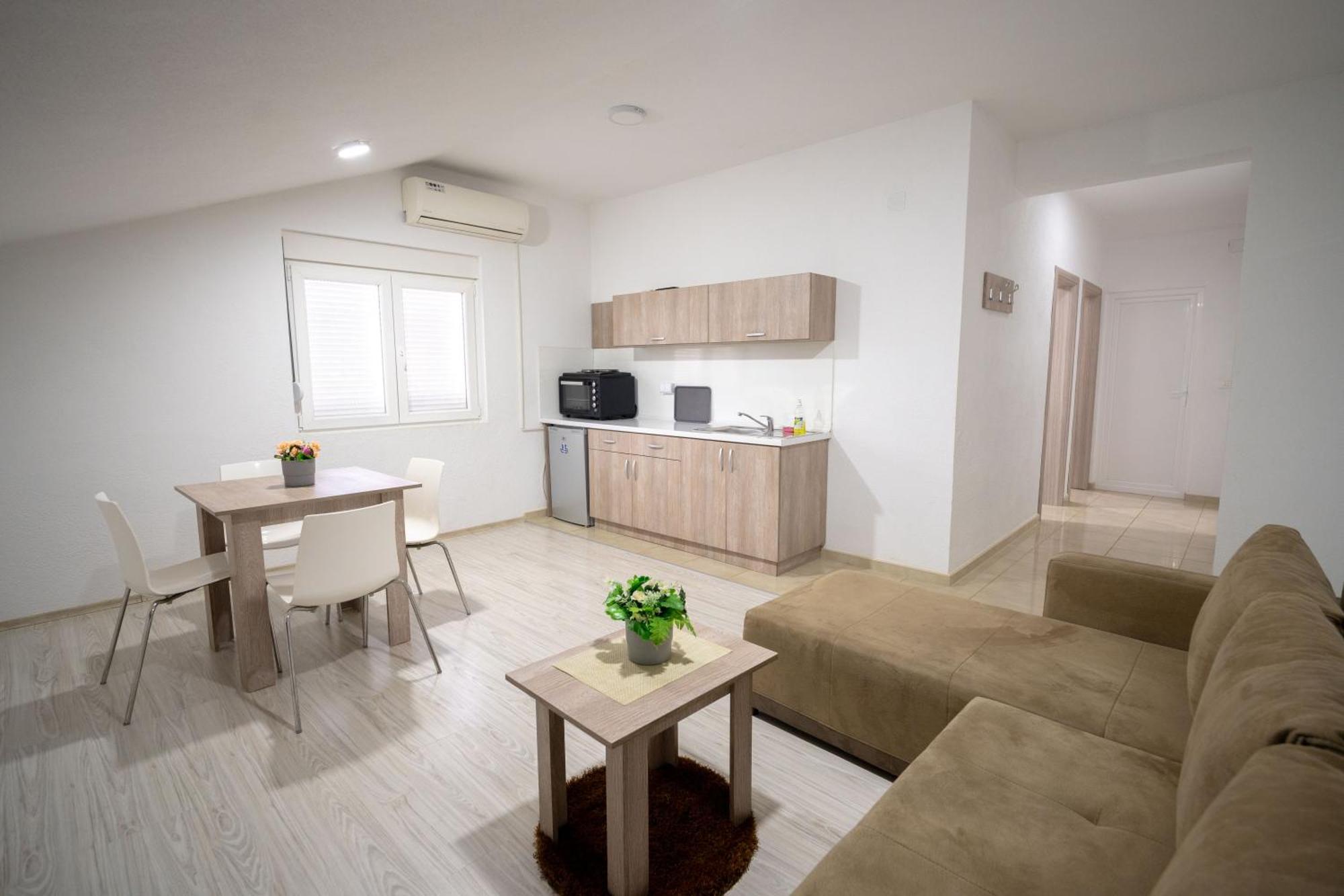 Luna Apartments Gevgelija Buitenkant foto