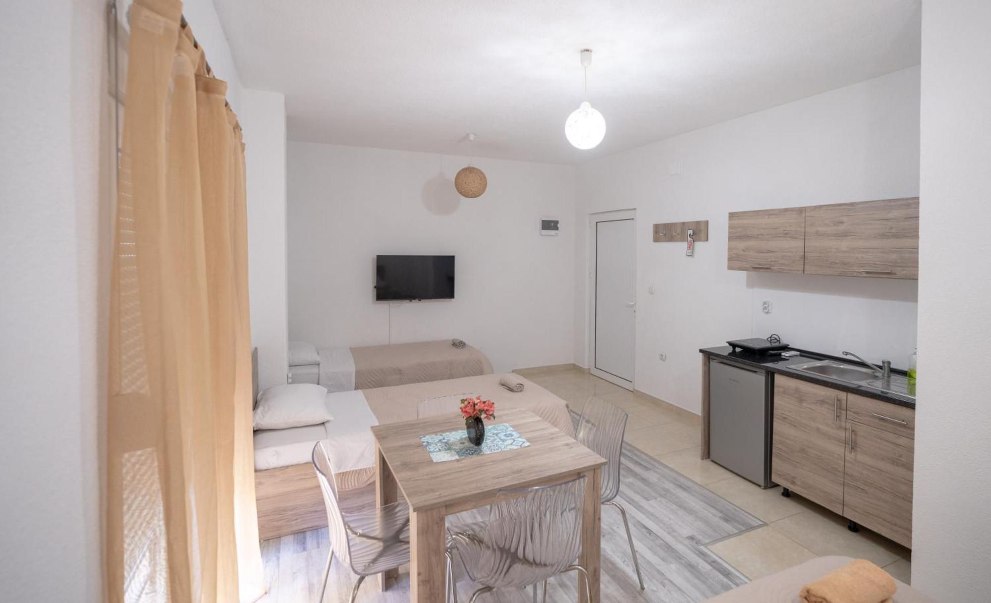 Luna Apartments Gevgelija Buitenkant foto