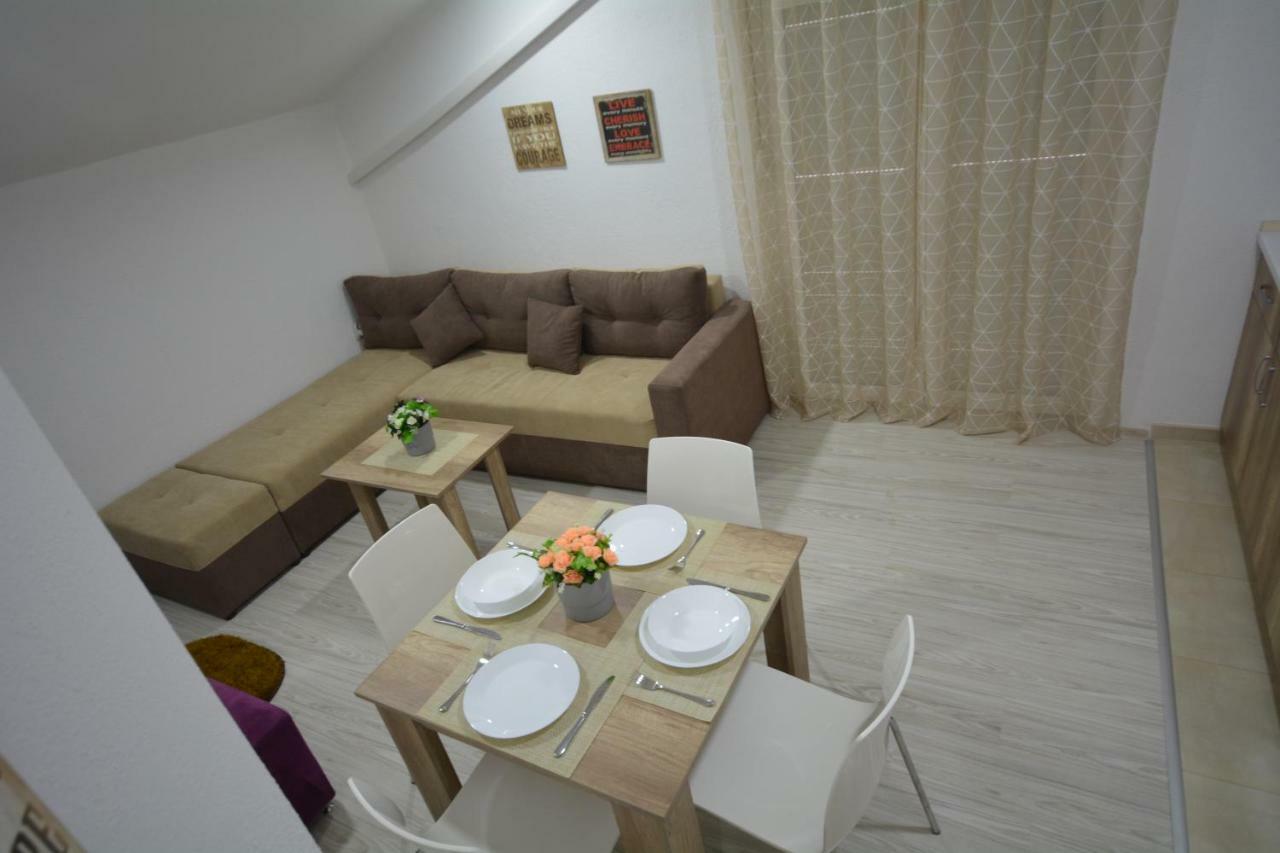 Luna Apartments Gevgelija Buitenkant foto