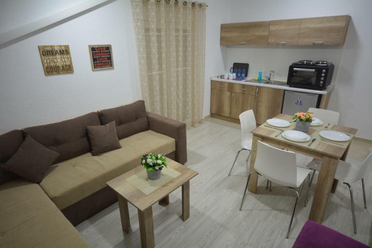 Luna Apartments Gevgelija Buitenkant foto